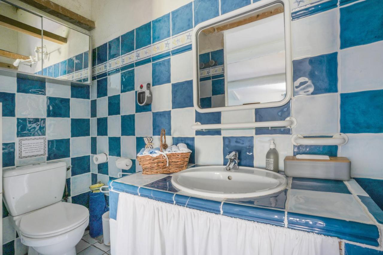 Clos des hérissons, chambre bleuet, piscine, jardin Lauris Exterior foto